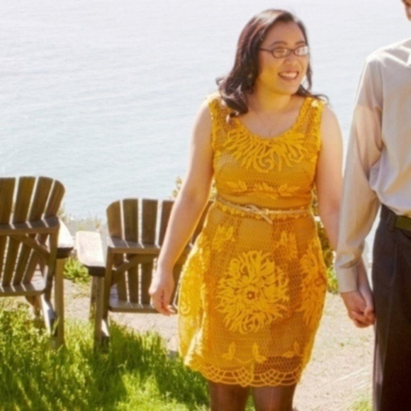 Yoana Baraschi Honeycomb Yellow Lace Dress 8 - Picture 2 of 8